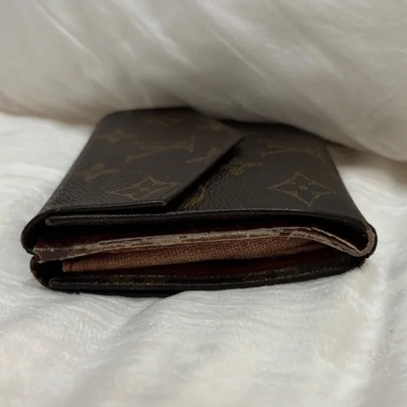 🤎🖤Louis Vuitton Monogram Wallet🖤🤎 - Picture 3 of 7